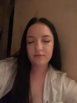 DianazLove1 online show from June 2026 07:33:01 PM