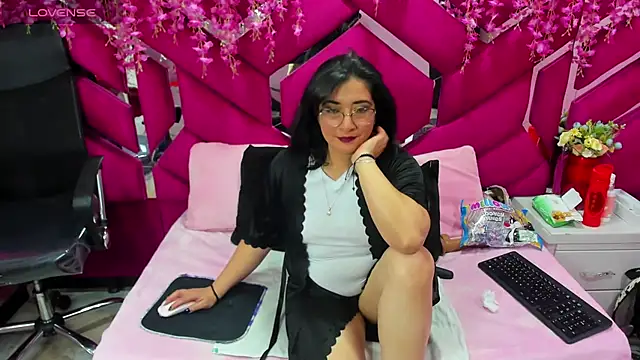 Alexa Sanz online show from January 2026 08:07:01 PM