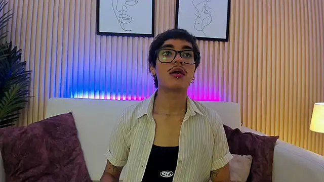 Snapshot of Antonio_rowan chatting on December 2025 01:16:02 PM Antonio rowan online show from December 2025 01:16:02 PM