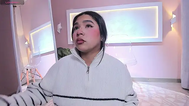 Snapshot of Mylarossi chatting on December 2025 03:50:02 PM Mylarossi online show from December 2025 03:50:02 PM