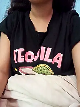 Snapshot of Nila-islam chatting on February 2026 06:06:02 AM Nila-islam online show from February 2026 06:06:02 AM