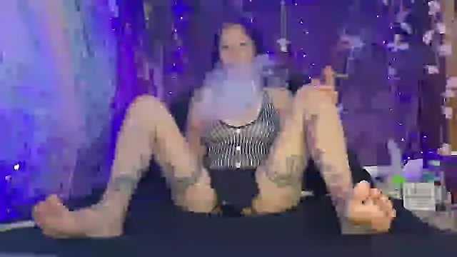 Freckleangel69 online show from July 2026 02:05:17 AM