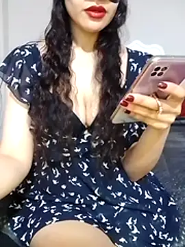 Snapshot of deva-sexy chatting on April 2026 04:45:02 PM deva-sexy online show from April 2026 04:45:02 PM