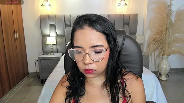 alana martiins online show from July 2026 01:35:02 PM