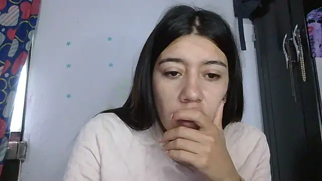 Snapshot of TaylorLove- chatting on December 2025 11:41:02 AM TaylorLove- online show from December 2025 11:41:02 AM