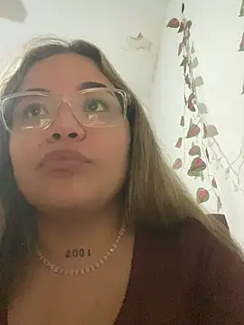 Snapshot of Lindalatina2001 chatting on March 2026 01:49:02 AM Lindalatina2001 online show from March 2026 01:49:02 AM