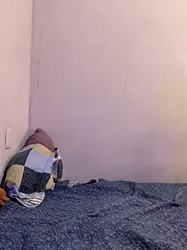 Snapshot of Arely-L1 chatting on February 2026 06:44:02 PM Arely-L1 online show from February 2026 06:44:02 PM