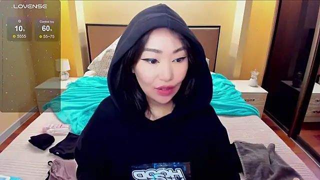 Snapshot of Purebeautyy chatting on February 2026 02:01:02 PM Purebeautyy online show from February 2026 02:01:02 PM