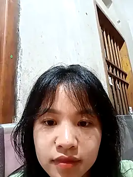 Pretty-haert online show from May 2026 11:02:01 PM