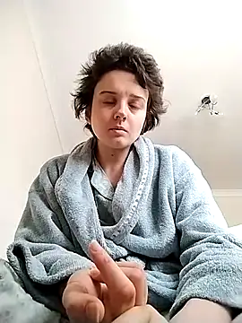 Amy01112 online show from May 2026 11:39:02 AM