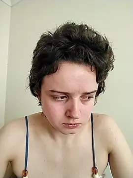 Amy01112 online show from May 2026 04:34:01 PM