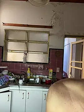 Snapshot of Petebulimia chatting on February 2026 11:46:02 AM Petebulimia online show from February 2026 11:46:02 AM