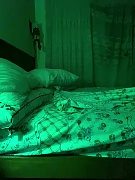 Snapshot of Petebulimia chatting on February 2026 04:44:01 AM Petebulimia online show from February 2026 04:44:01 AM