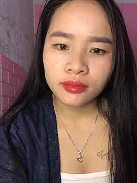 Snapshot of -Lisa-03 chatting on December 2025 05:56:02 AM -Lisa-03 online show from December 2025 05:56:02 AM