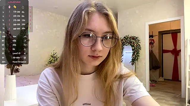 Snapshot of MargyDejong chatting on December 2025 12:55:02 PM MargyDejong online show from December 2025 12:55:02 PM