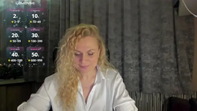 LanaLight x online show from March 2026 05:19:01 PM