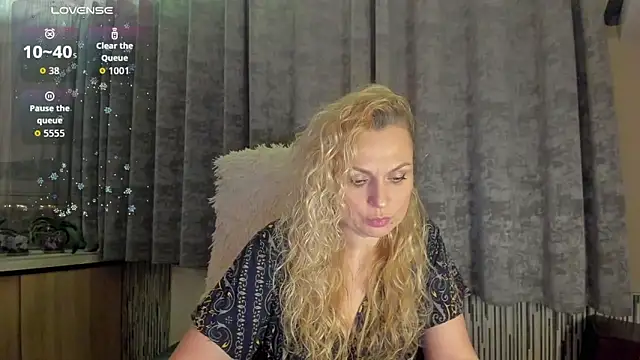 LanaLight x online show from May 2026 08:27:02 PM
