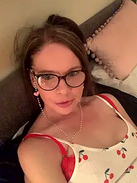 CherryCe online show from January 2026 11:21:01 PM