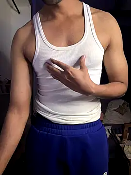 Snapshot of fitboy_xxx chatting on December 2025 08:29:01 PM fitboy xxx online show from December 2025 08:29:01 PM