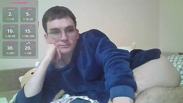 Snapshot of leo_cutie chatting on February 2026 09:31:01 PM leo cutie online show from February 2026 09:31:01 PM