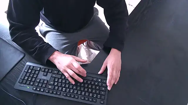 Snapshot of TRESBONNEBITE chatting on December 2025 02:34:01 PM TRESBONNEBITE online show from December 2025 02:34:01 PM