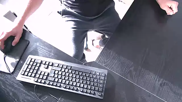 Snapshot of TRESBONNEBITE chatting on February 2026 03:07:01 PM TRESBONNEBITE online show from February 2026 03:07:01 PM