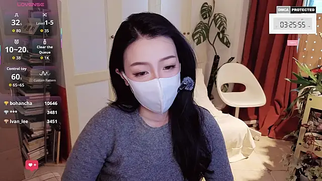 nayomi 34f online show from April 2026 07:24:02 AM