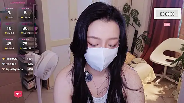 nayomi 34f online show from May 2026 07:04:01 AM