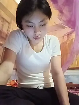 Hilary-123 online show from May 2026 04:51:02 AM
