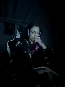 Snapshot of DkAuxier1 chatting on December 2025 12:38:02 AM DkAuxier1 online show from December 2025 12:38:02 AM