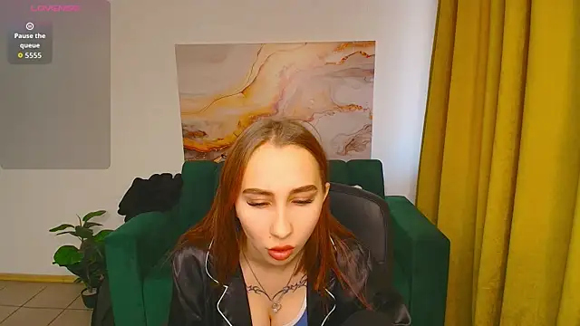 Snapshot of MilagrosWind chatting on December 2025 12:47:02 PM MilagrosWind online show from December 2025 12:47:02 PM