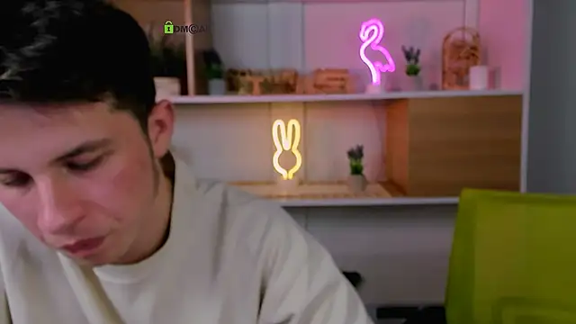 Snapshot of leo_valor chatting on December 2025 02:22:01 PM leo valor online show from December 2025 02:22:01 PM