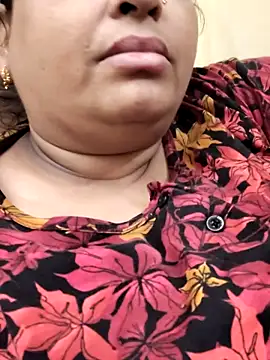 Sexey-Model21 online show from April 2026 05:15:01 PM