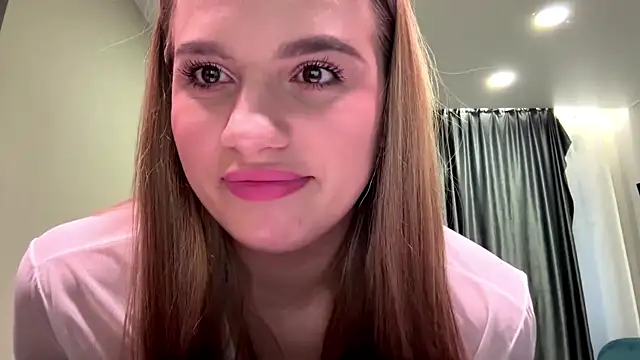 Snapshot of ShirlStyer chatting on December 2025 11:38:02 AM ShirlStyer online show from December 2025 11:38:02 AM