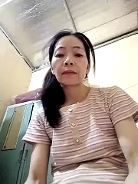Cool-iponk online show from May 2026 02:58:01 PM