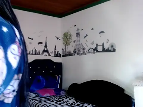 Snapshot of MisNicol chatting on December 2025 12:55:01 PM MisNicol online show from December 2025 12:55:01 PM