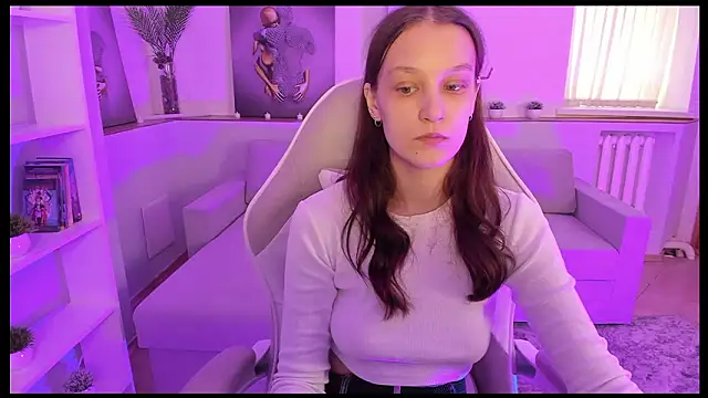 KrisDoeil online show from March 2026 02:15:02 AM