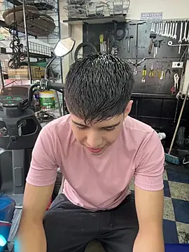 Snapshot of Johan_stick chatting on December 2025 04:02:01 PM Johan stick online show from December 2025 04:02:01 PM