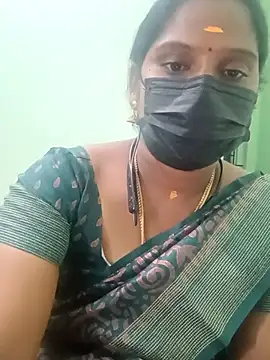 Snapshot of Tamil_Pallavi chatting on January 2026 06:22:02 PM Tamil Pallavi online show from January 2026 06:22:02 PM