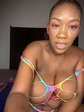 GiantClithpee online show from March 2025 11:20:01 PM