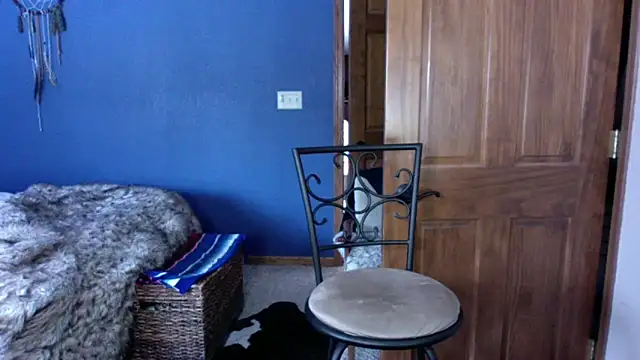 Snapshot of SpunRedneck chatting on December 2025 09:31:02 PM SpunRedneck online show from December 2025 09:31:02 PM