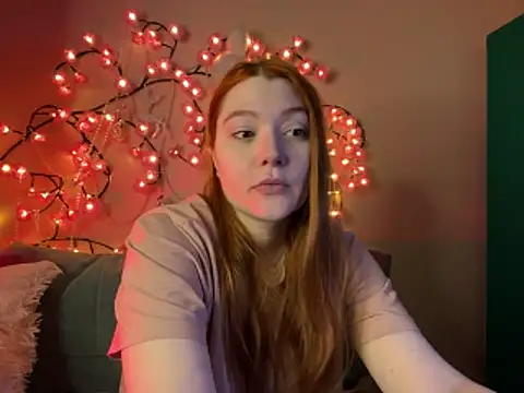 Ungoliant Kiss online show from April 2026 06:23:01 PM