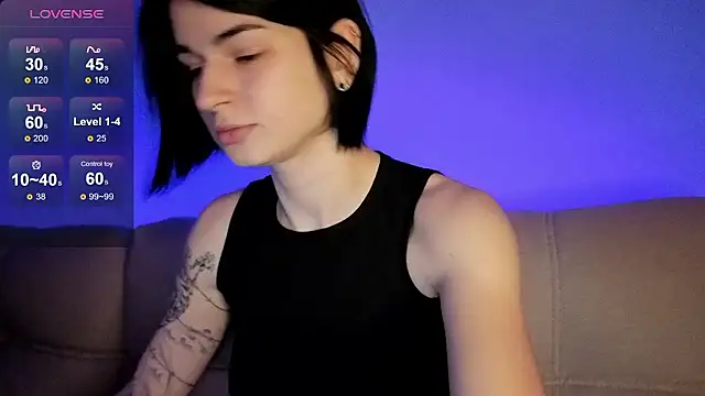 Snapshot of lololozhechka chatting on January 2026 07:15:01 PM lololozhechka online show from January 2026 07:15:01 PM