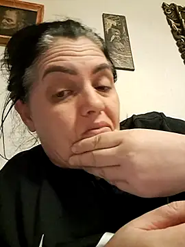 gini92 online show from February 2026 07:01:02 PM