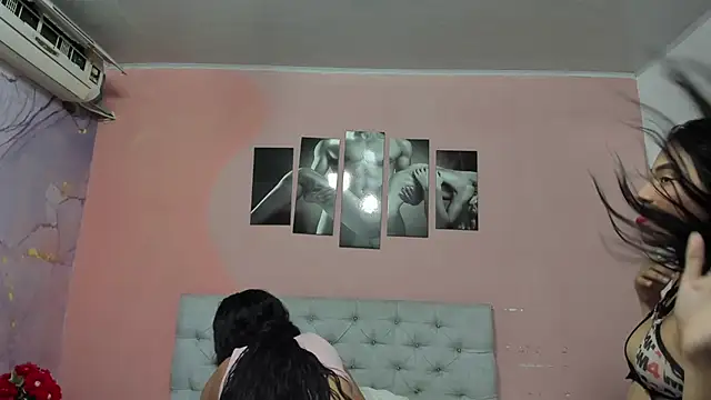 Snapshot of SofyLuitt chatting on December 2025 09:20:02 PM SofyLuitt online show from December 2025 09:20:02 PM