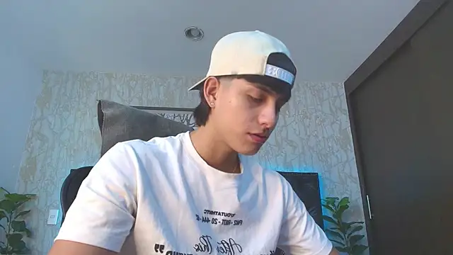 Lander Cruz online show from February 2026 07:17:02 PM