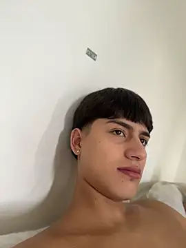 Lander Cruz online show from June 2026 04:19:02 PM