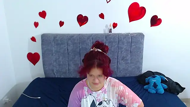 Snapshot of hottie_couplee chatting on June 2026 11:47:02 PM hottie couplee online show from June 2026 11:47:02 PM