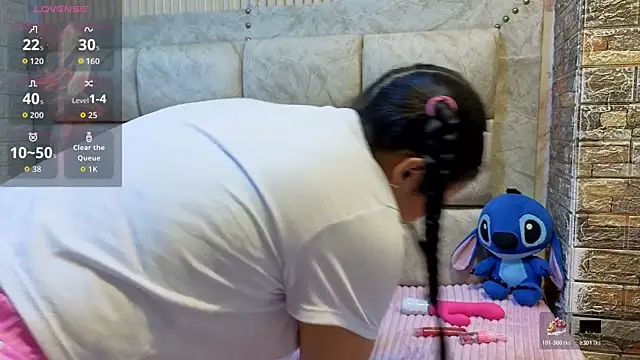 ValeryMorales online show from December 2025 03:44:02 AM