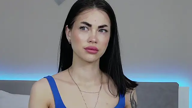 Snapshot of RachaelMils chatting on December 2025 04:00:02 AM RachaelMils online show from December 2025 04:00:02 AM